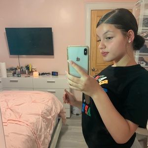 Meet your Posher, Jasmine